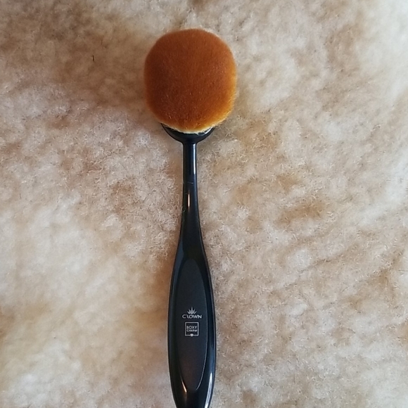 Large contour brush by Crown Pro - Picture 2 of 7